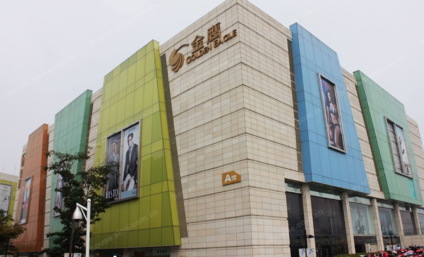甘洛金鹰奥莱城